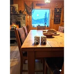 Vtg Igloo Shaped Salt & Pepper Shakers Plaster Handpainted